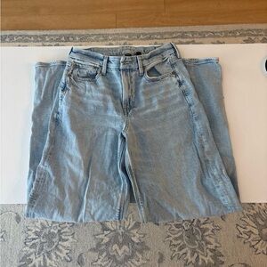 American Eagle Baggy Straight Leg Jeans